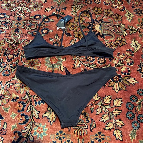 Bathing suit - Picture 2 of 2